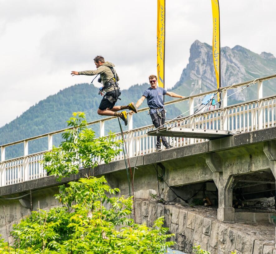 Saut Pendulaire (formule Solo)